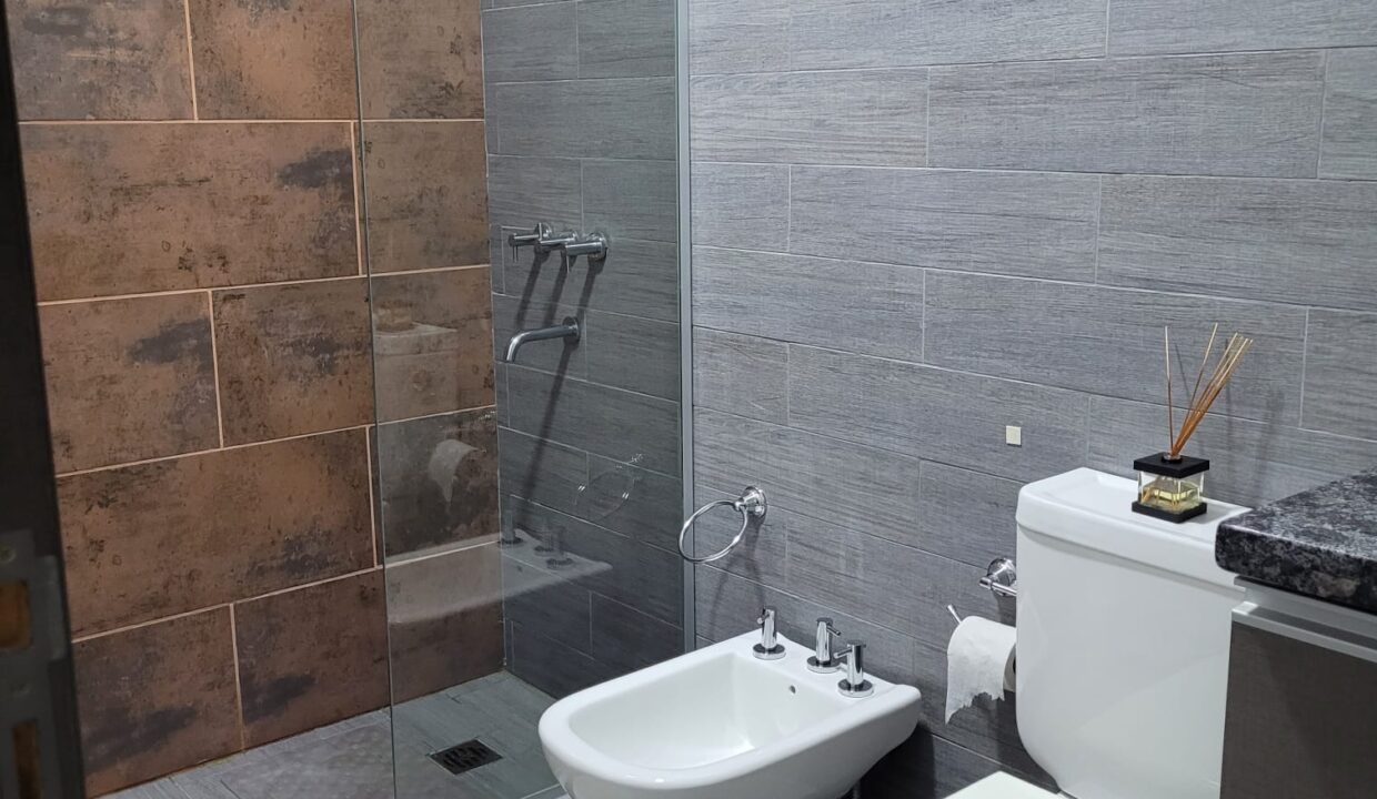 356549f1-2a79-4bea-acb2-fef50f1cf888