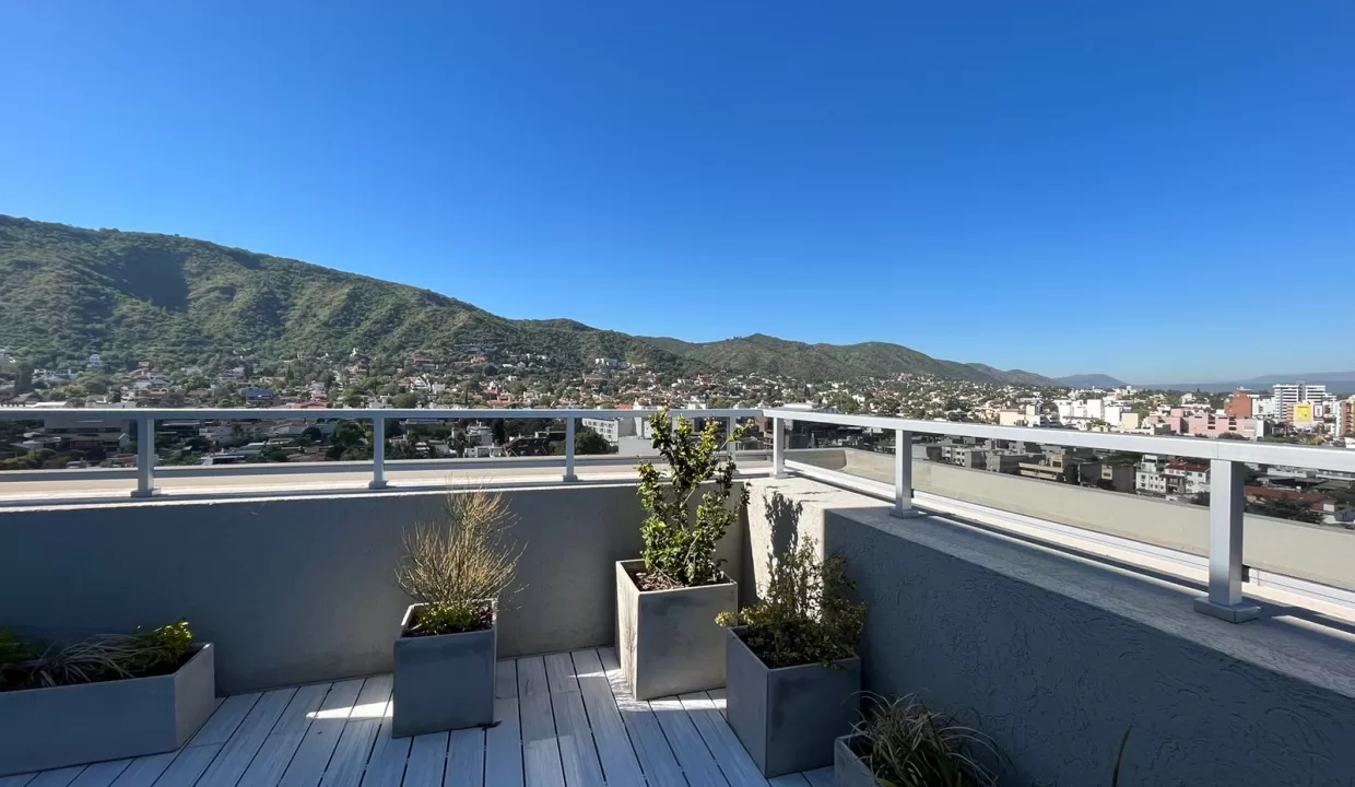 725dda1e-2582-4b38-873e-6af2d4c09ba5