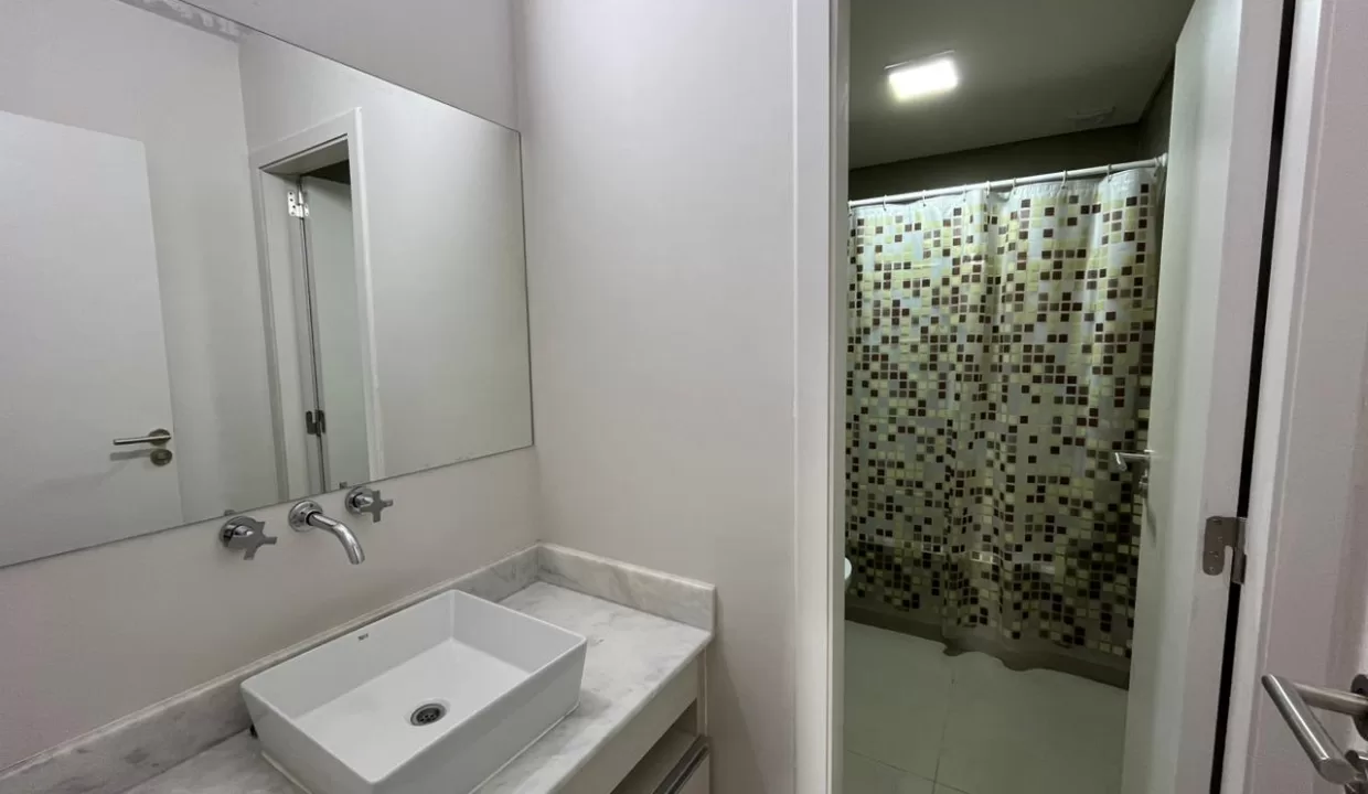 8fc4730d-3686-4e02-802d-7ac7dd80bd31