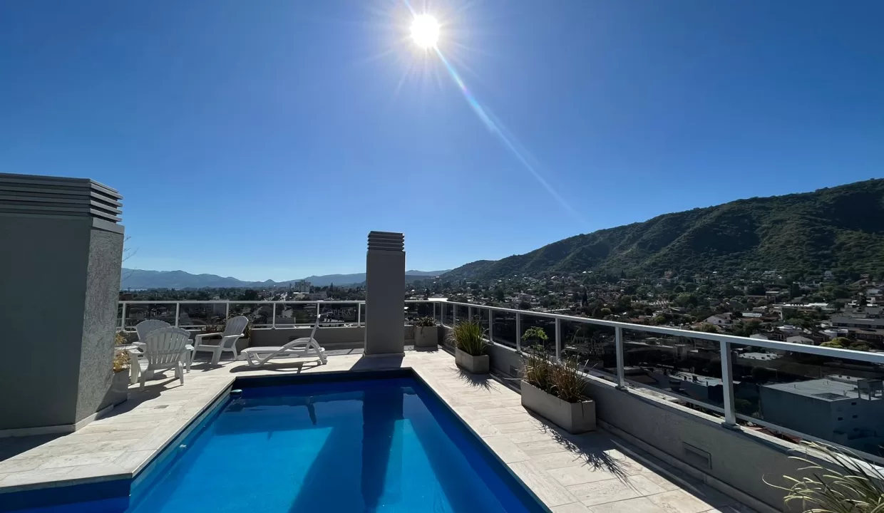 b2fee363-6bd1-4eb3-8ec0-fa5fd04c52e2