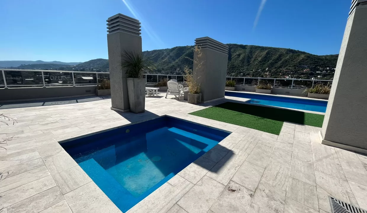 cf9ff901-5016-4771-b1a8-de41333ed5c1