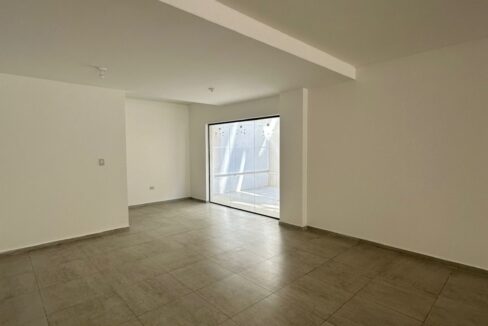 b3e27980-ea08-4e24-a1c2-049a55d476cf