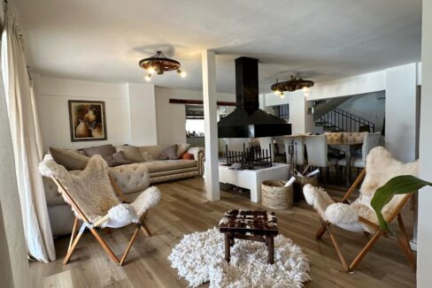 WhatsApp Image 2024-12-10 at 19.05.02 (2)