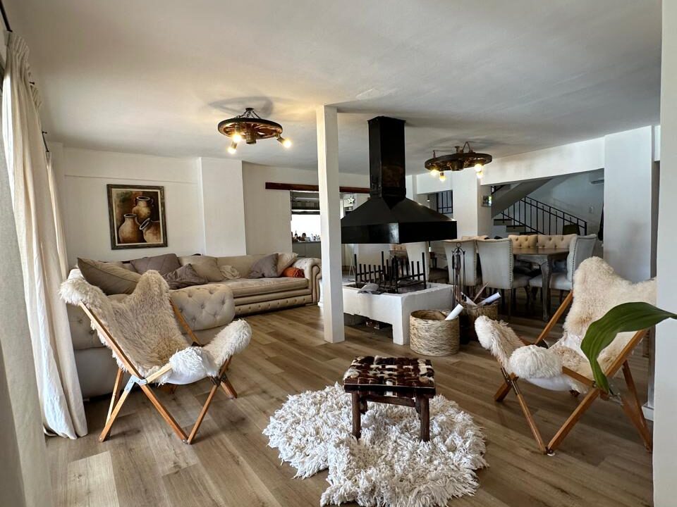 WhatsApp Image 2024-12-10 at 19.05.02 (2)