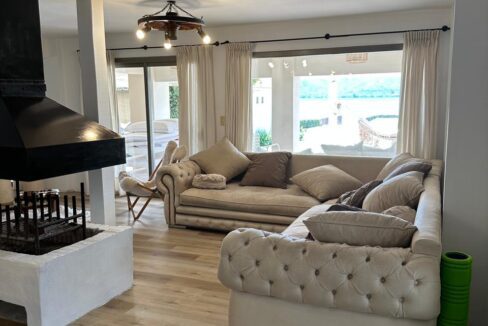 WhatsApp Image 2024-12-10 at 19.05.02