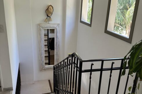 WhatsApp Image 2024-12-10 at 19.05.02 (7)