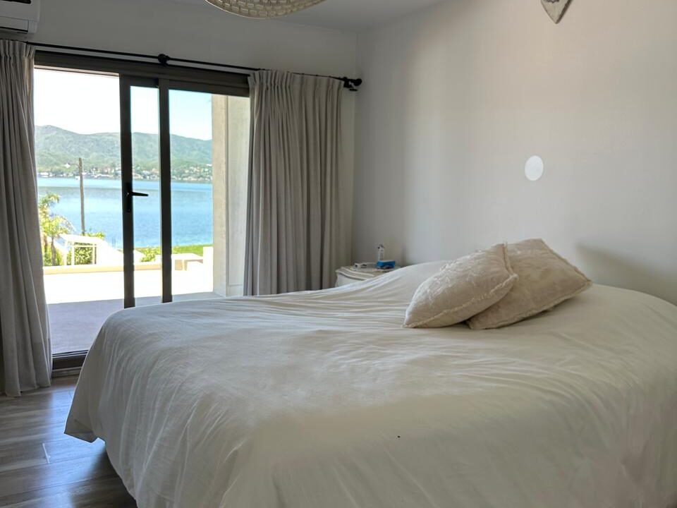 WhatsApp Image 2024-12-10 at 19.05.03