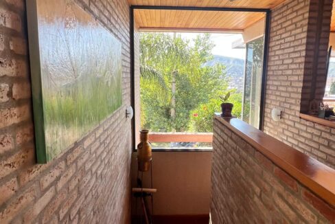 009e8ab9-1e3d-45a0-93cc-de0e4bd46dc9