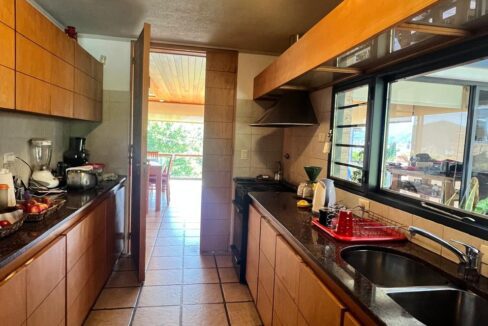 07a185fe-d69f-4994-932f-8fa5e4d93a5e