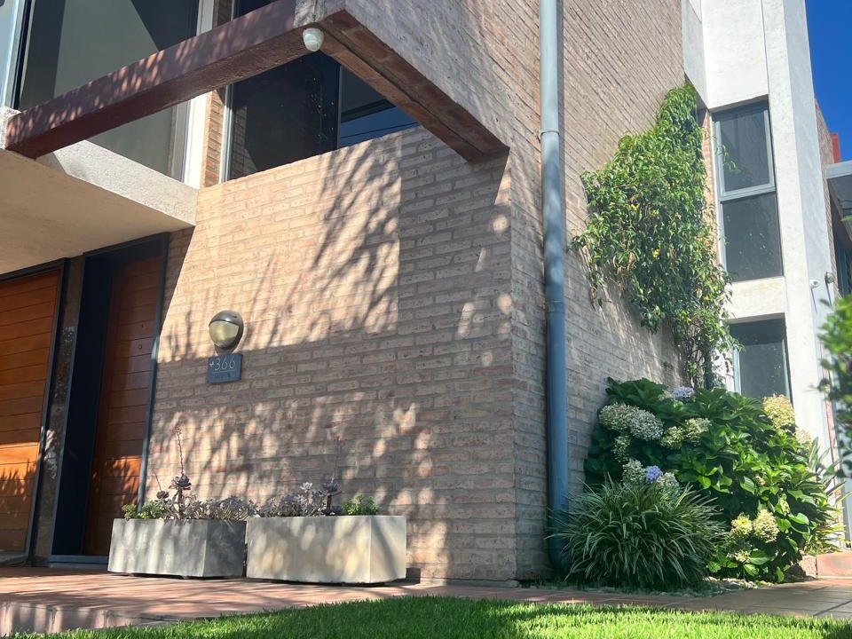 25fbbeab-04bb-40ea-ad31-ded014725370