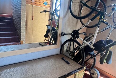 ec905d9b-2472-4150-b781-459a05a8f482