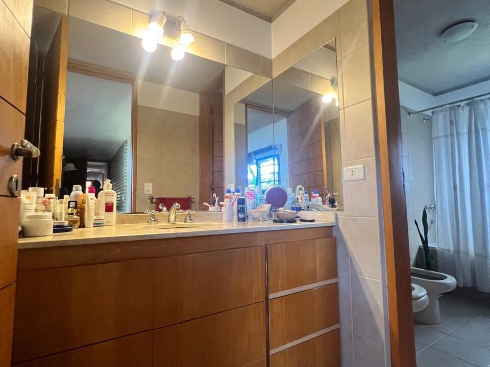 f82b5a9a-9e69-49ae-b30c-711851049a2b