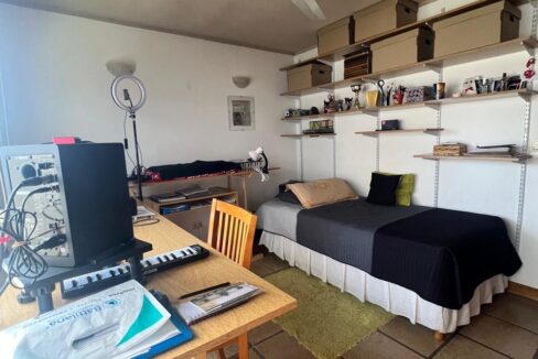 fe12ee89-ad29-494e-9e79-64e8d8e45f83