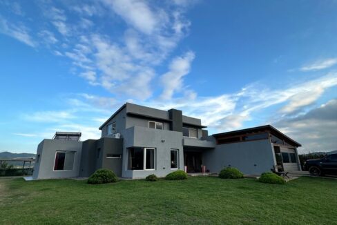 91645a82-276d-4e52-9eae-79b1561ffd01