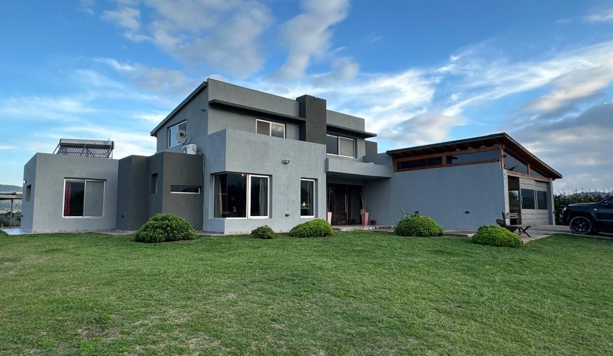 98607c0d-1a42-4bb9-a6d2-c394bc2c8374