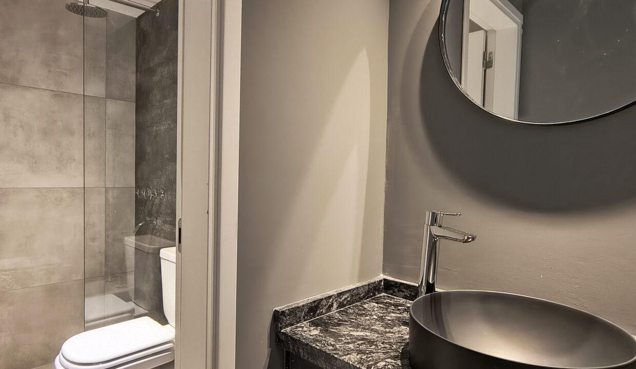 IMG_20250416_110245581_HDR (1)