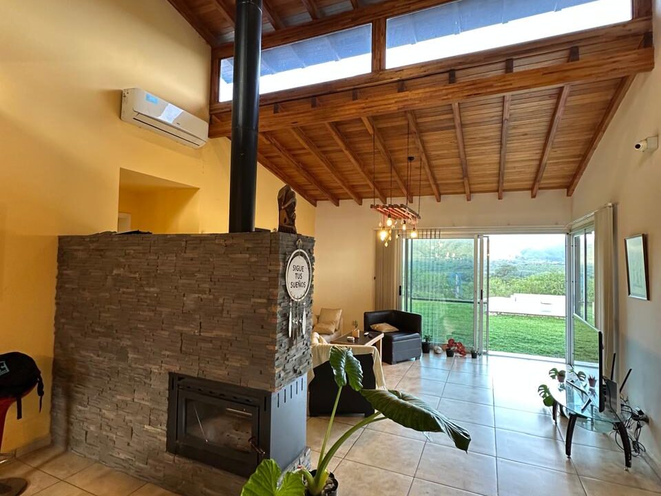 bb6c0530-327f-448c-bfc3-25965e1d820c