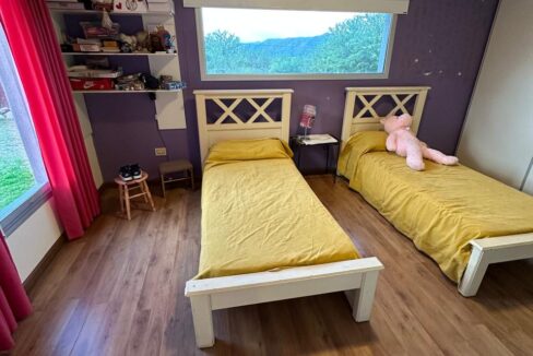 c1c956bb-2240-4c58-ac2f-bf12f362a0da