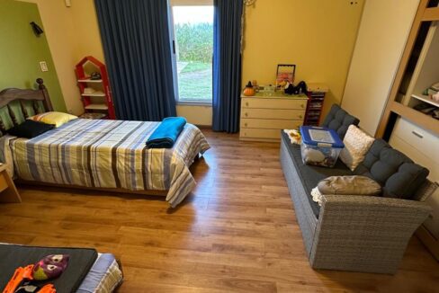 ff68784b-934d-497a-9e35-e7042b38a022