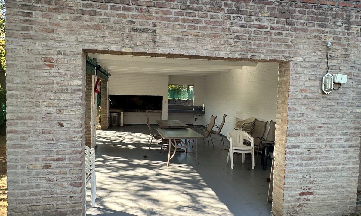 WhatsApp Image 2025-05-10 at 09.21.09