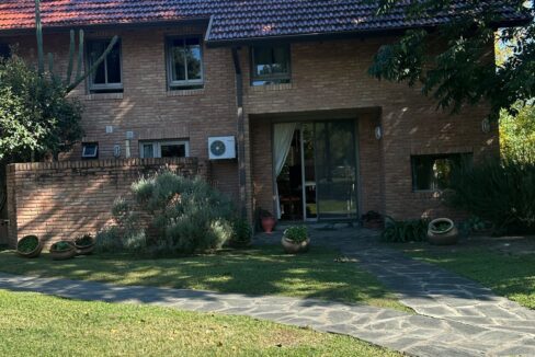 WhatsApp Image 2025-05-10 at 09.21.32 (1)