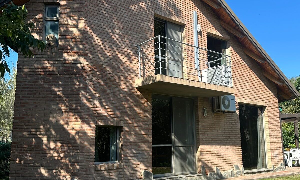 WhatsApp Image 2025-05-10 at 09.21.32 (2)