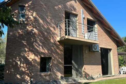 WhatsApp Image 2025-05-10 at 09.21.32 (2)