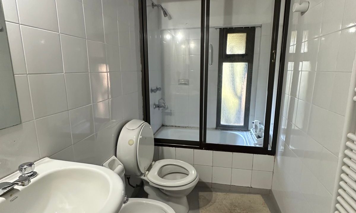 WhatsApp Image 2025-05-10 at 09.22.12