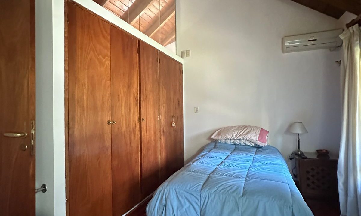 WhatsApp Image 2025-05-10 at 09.22.13