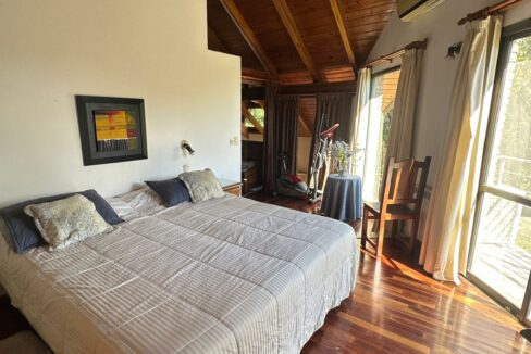 WhatsApp Image 2025-05-10 at 09.22.16