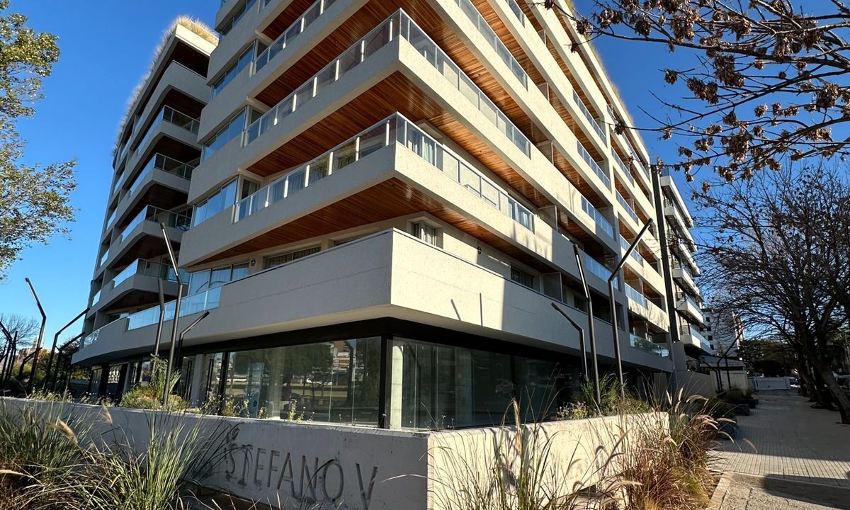 WhatsApp Image 2025-06-05 at 18.27.03