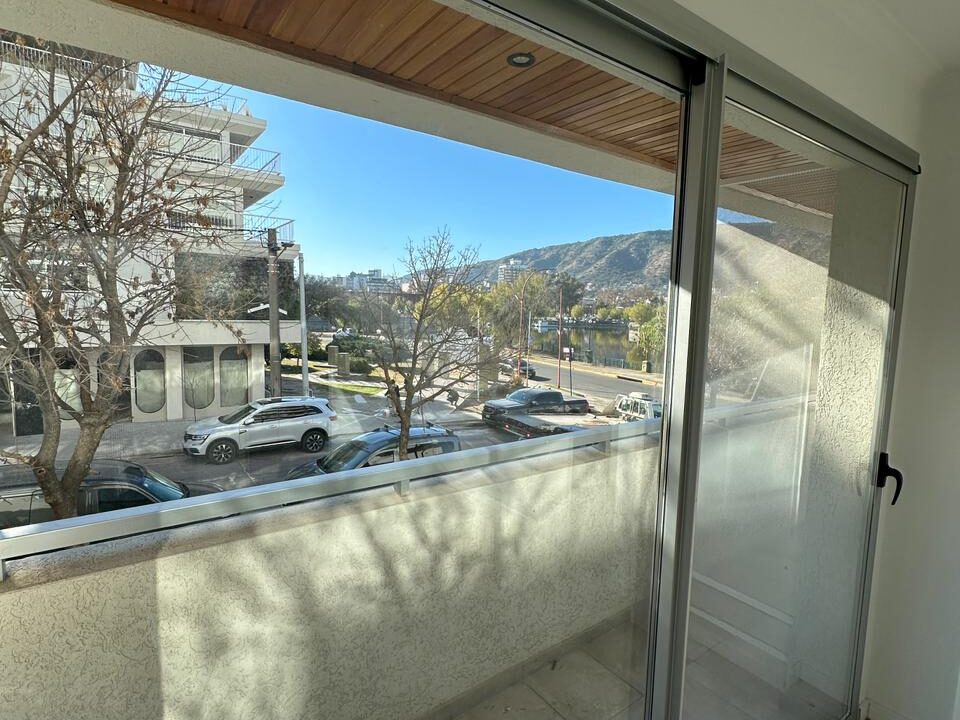 9723d02e-e488-41f6-9d58-3f37fe2f727e