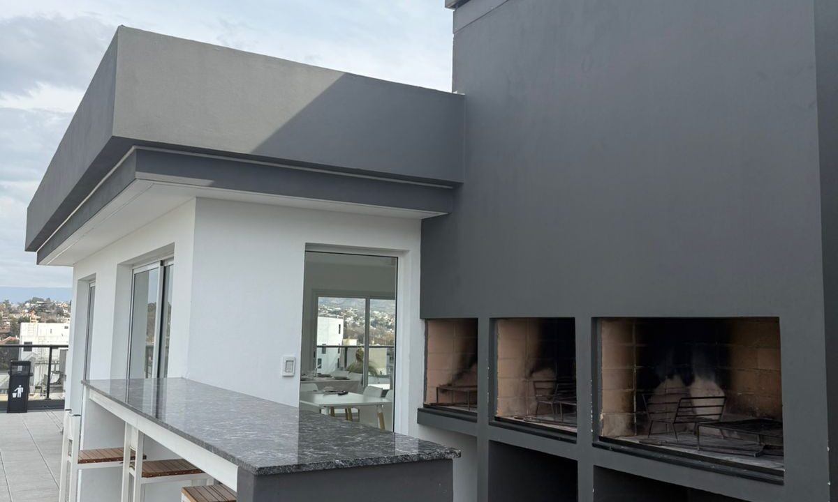 a093e883-059e-4c1e-aa95-53283a9cd845