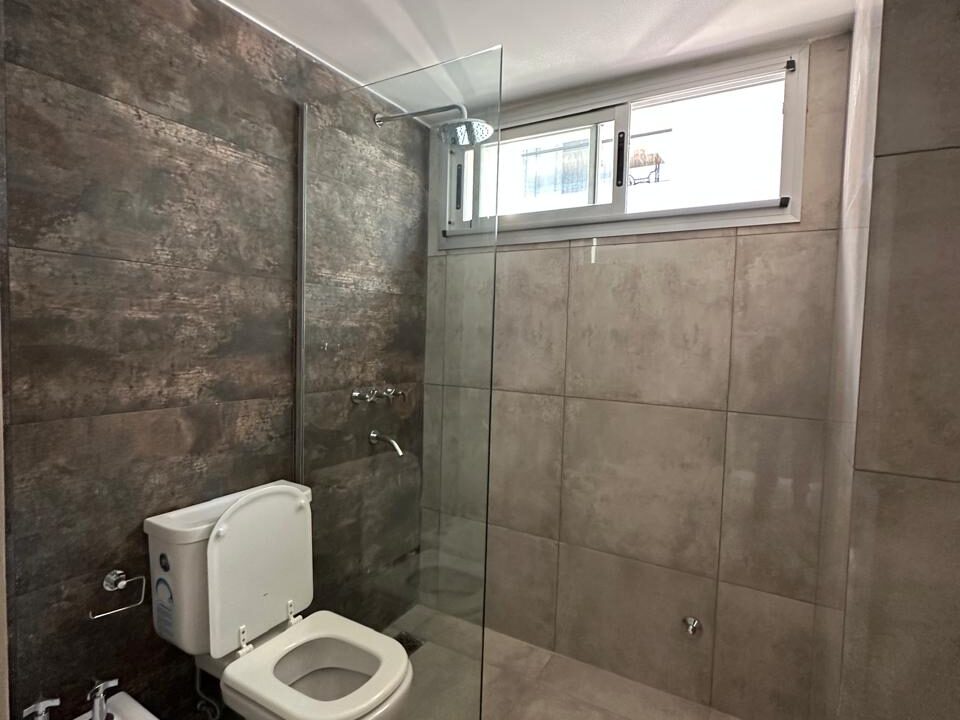 ae33c52c-7ed9-49e2-a72f-0ff20f2a86bb