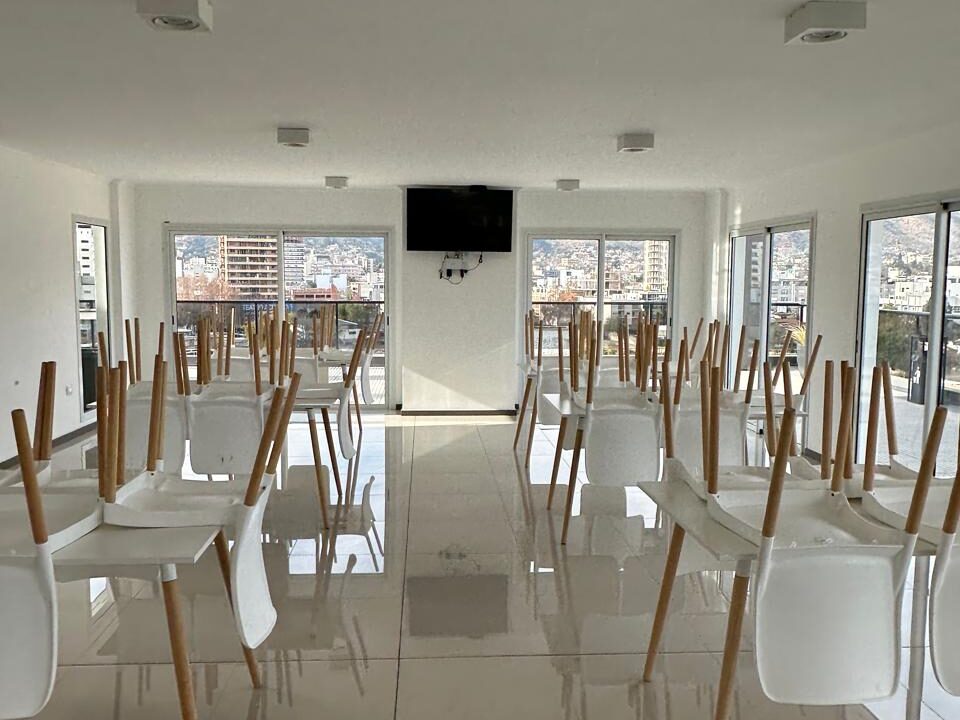 ff6aef98-b499-453b-9342-a221b5d53ae3