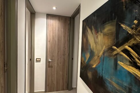 310c7483-6138-4561-9ef5-ed8ba9dd1b05