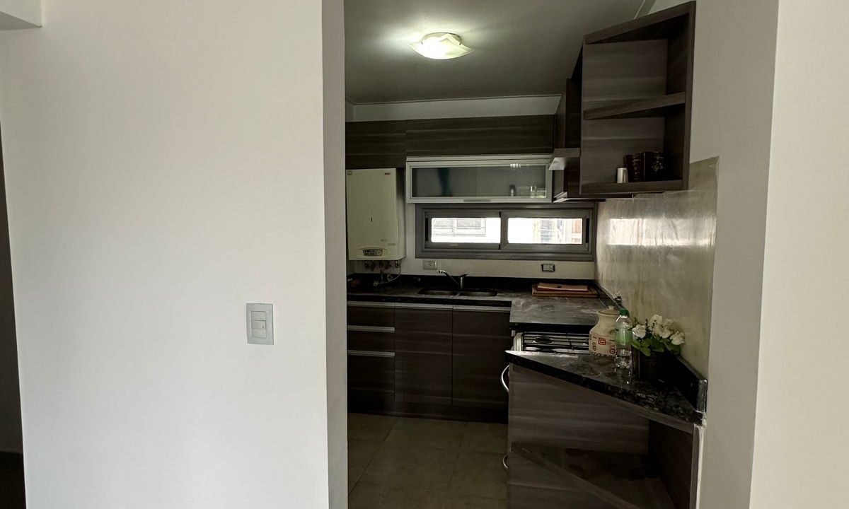 3a085542-2ebc-4b44-a81c-7f562c10dc71