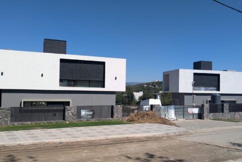 3eca217e-64ce-4991-811a-44eae65a1471