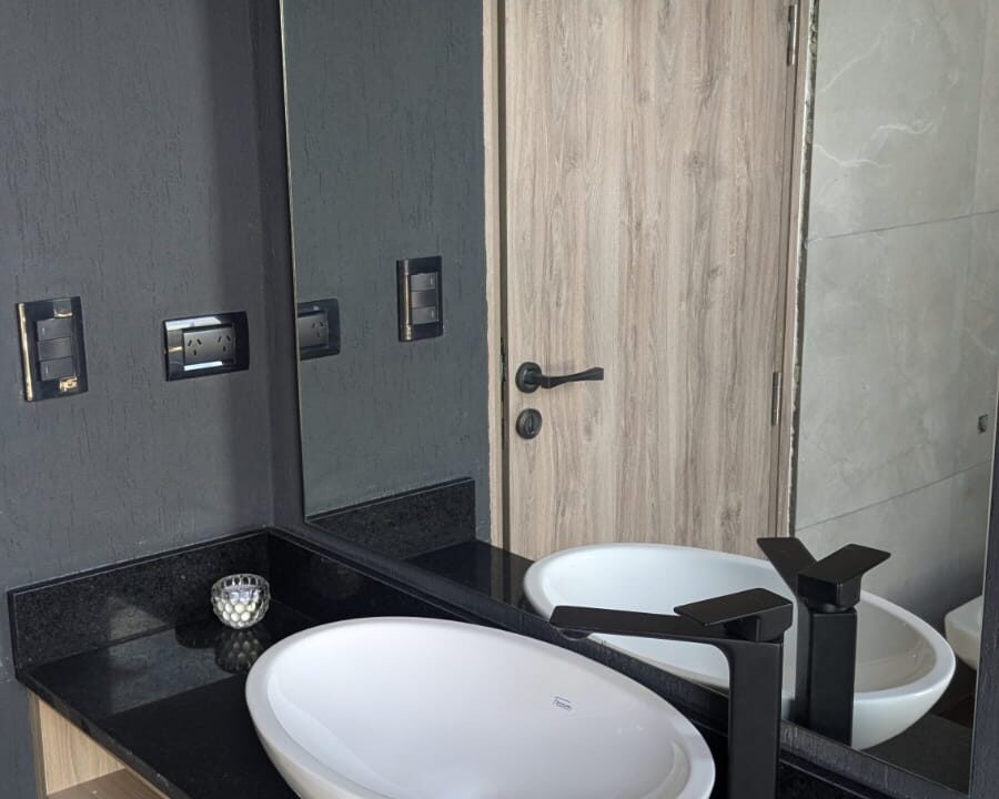 81aaec5f-b348-4bcf-a0b4-3fa38e8de066