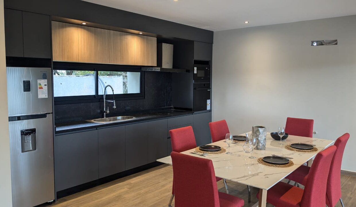 8e8a17ca-75cb-4557-904d-abd5c315dee9