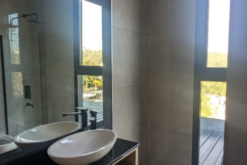 90413e4d-931b-4dcf-91b1-0ebd46bf5ab3