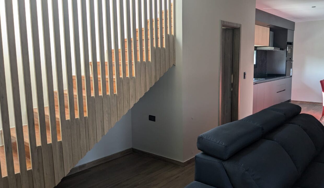 a2f90ff3-5963-4e77-9f35-8bc8f8f39871