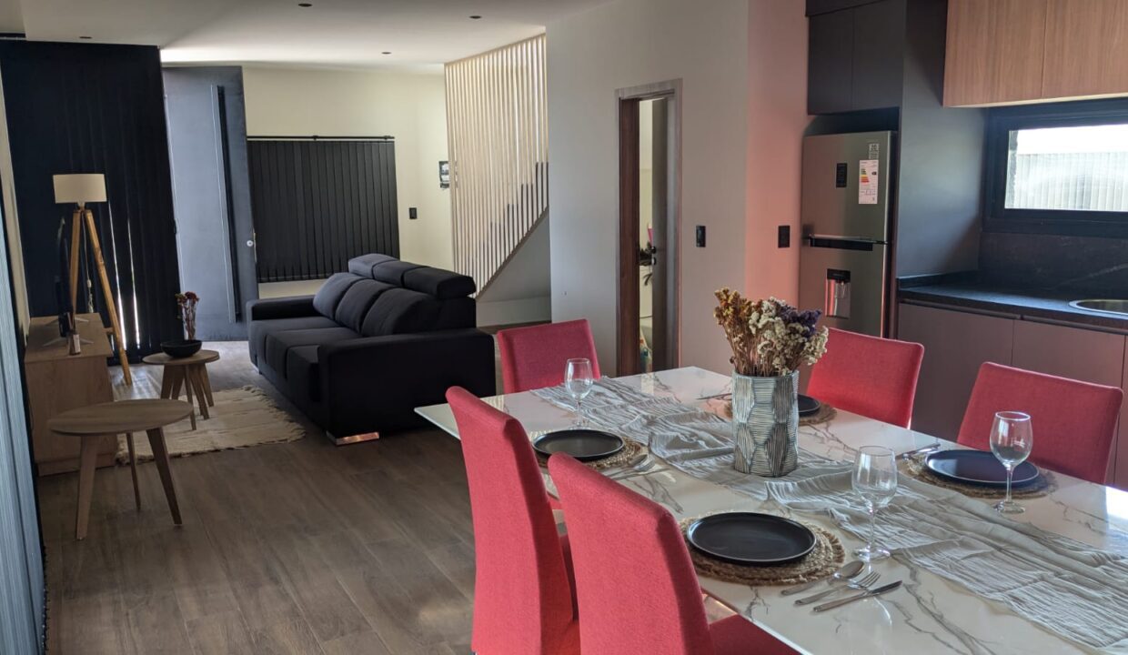 ba0b6c67-2859-44ea-b3cf-f9b4fb984fc2