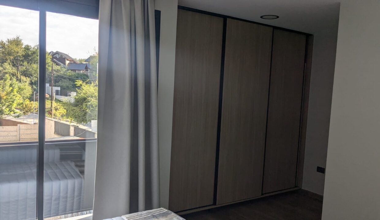 dbe53a21-2140-4c42-94f9-757c8fbcb907