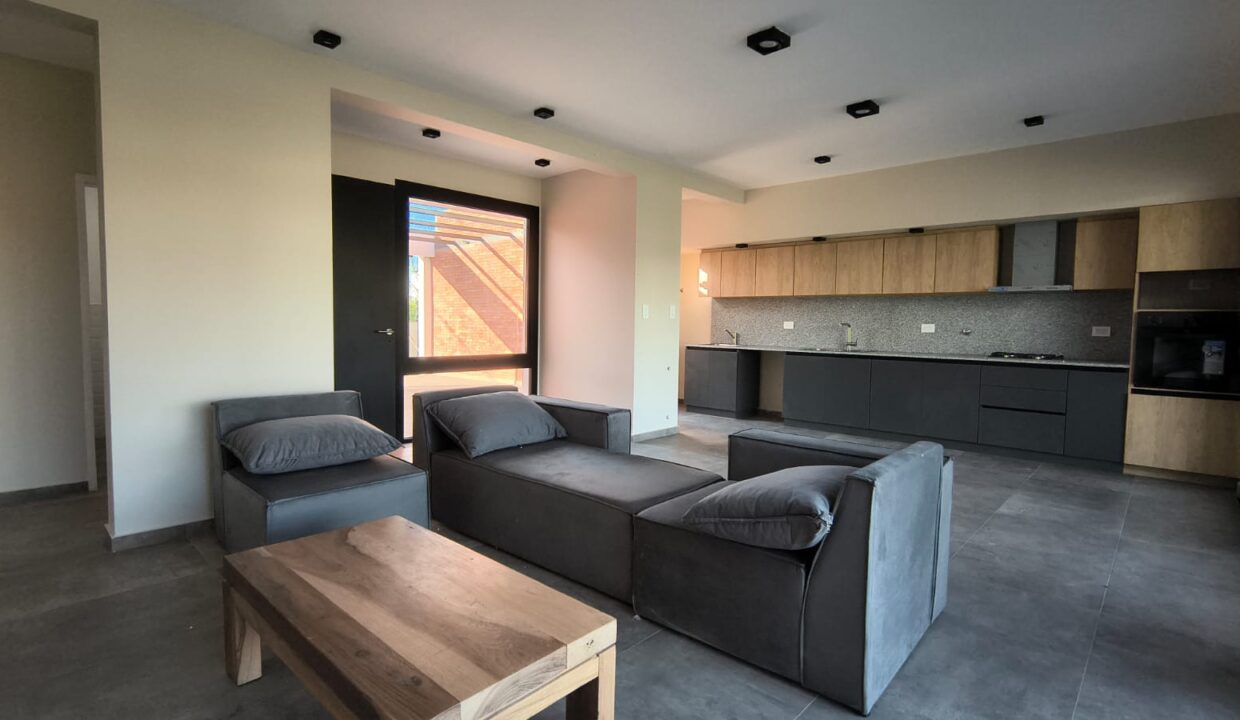 5c4ef0ee-20d2-42e0-91c3-5f482a423667