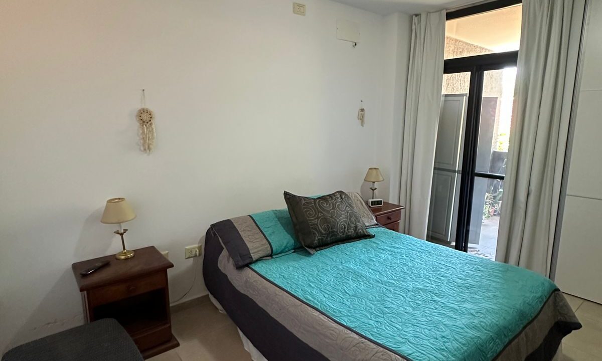 4d01f65b-9f58-464a-8105-b446243a9f72