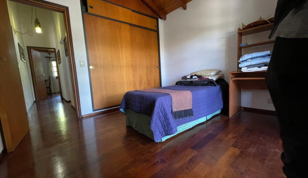 5f88c1a5-95c2-41f3-8d8e-ac358094d923