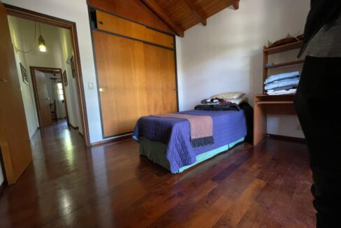 5f88c1a5-95c2-41f3-8d8e-ac358094d923