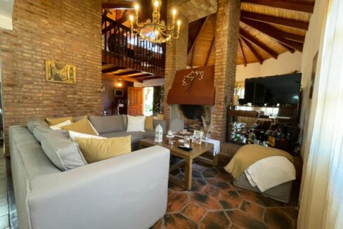 ab446ec1-6f02-4c5c-b4a6-fb737f797ab7