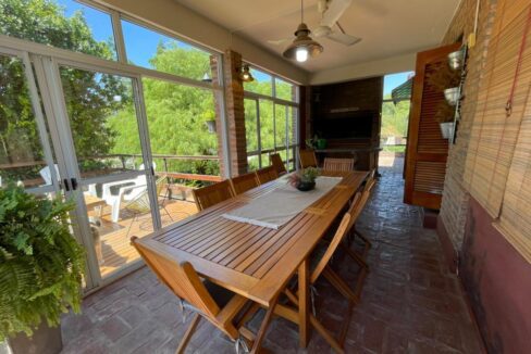 b80802ce-d869-475e-9b54-57a36cd15947